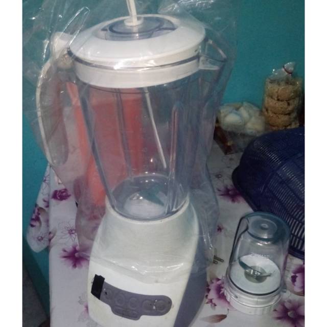 Set blander Philips 2115