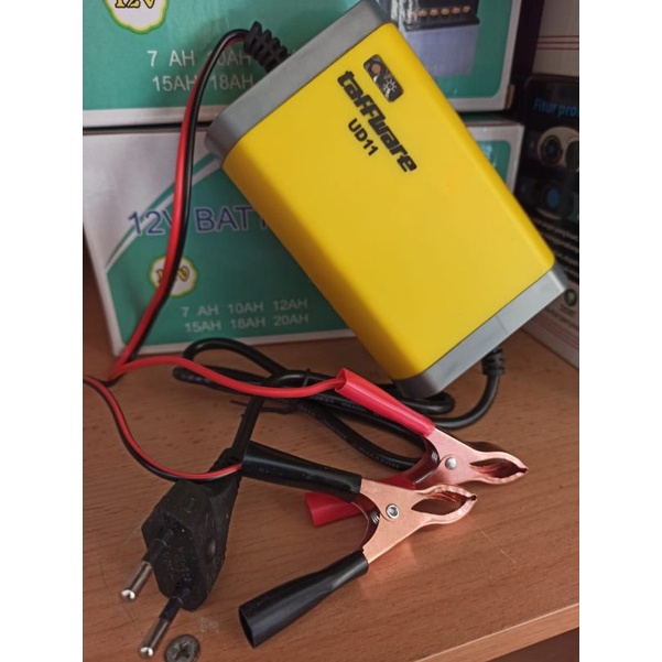 charger aki motor & mobil 12 v 2 ampere / cas aki kering & aki basah 12 v sterek aki lemah