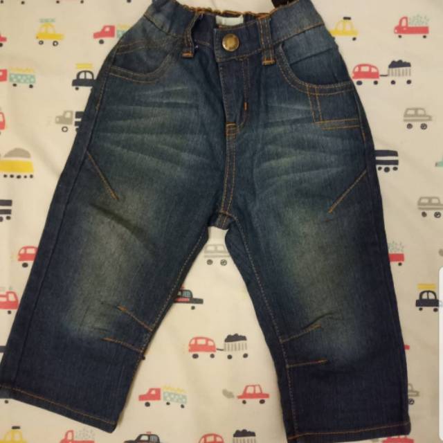 Jeans anak babyGAP tag size 5T