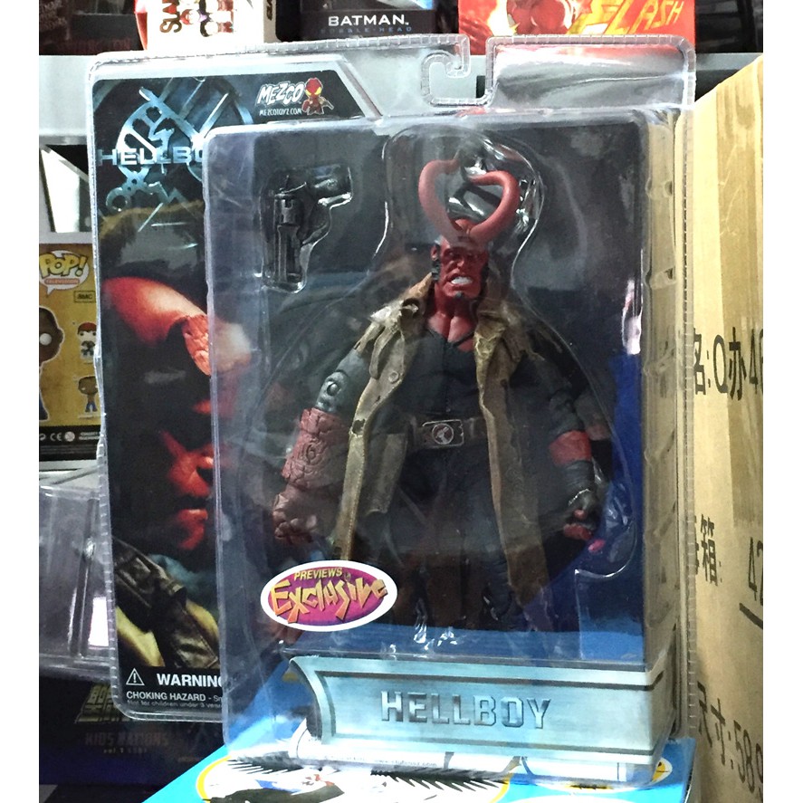 Hellboy Movie Previews Exclusive HELLBOY Horns 7" Action Figure Mezco 2004