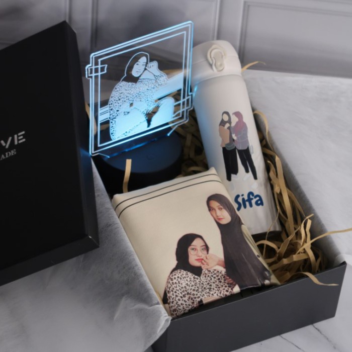 Gift Set Explorer Tumbler Tote Bag Lampu Tidur Custom Hadiah Couple