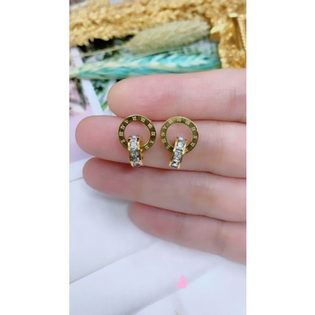 Anting Tusuk Titanium Gold Lapis Emas N11082107