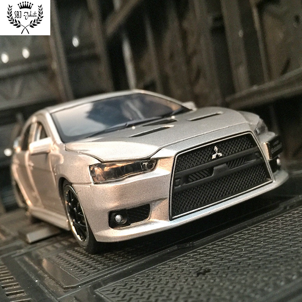 Diecast Mobil MITSUBISHI LANCER EVOLUTION X JDM SKALA 1:32