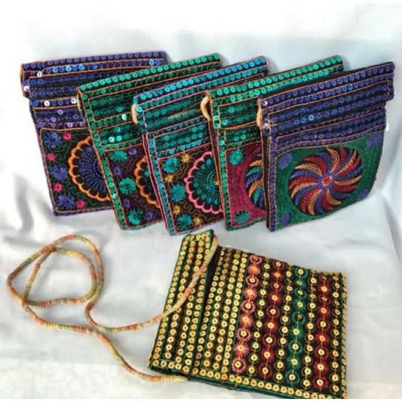 Tas Selempang Pakistan ukuran 12 × 16 cm
