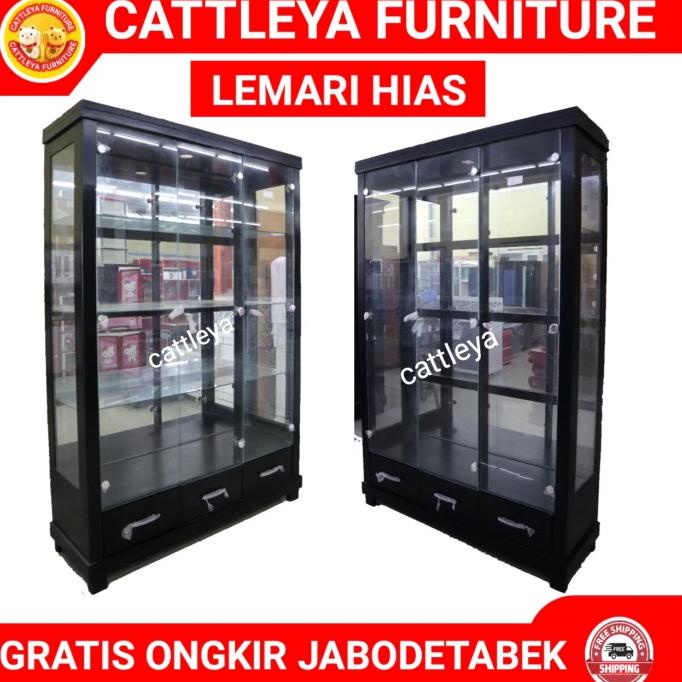 Lemari hias kaca 3 pintu kristal / pajangan kaca kristal