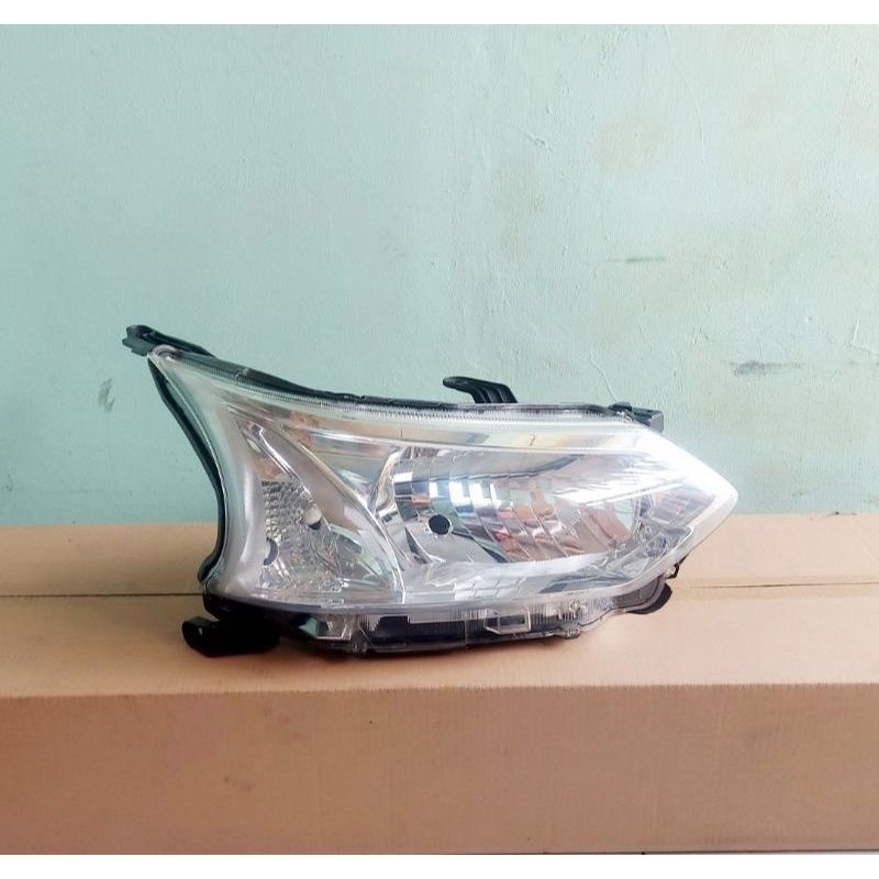 Headlamp Lampu Depan Avanza Xenia 2015 2017