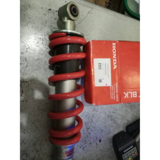 Shock belakang CB150 old/lama / peredam kejut CB150R