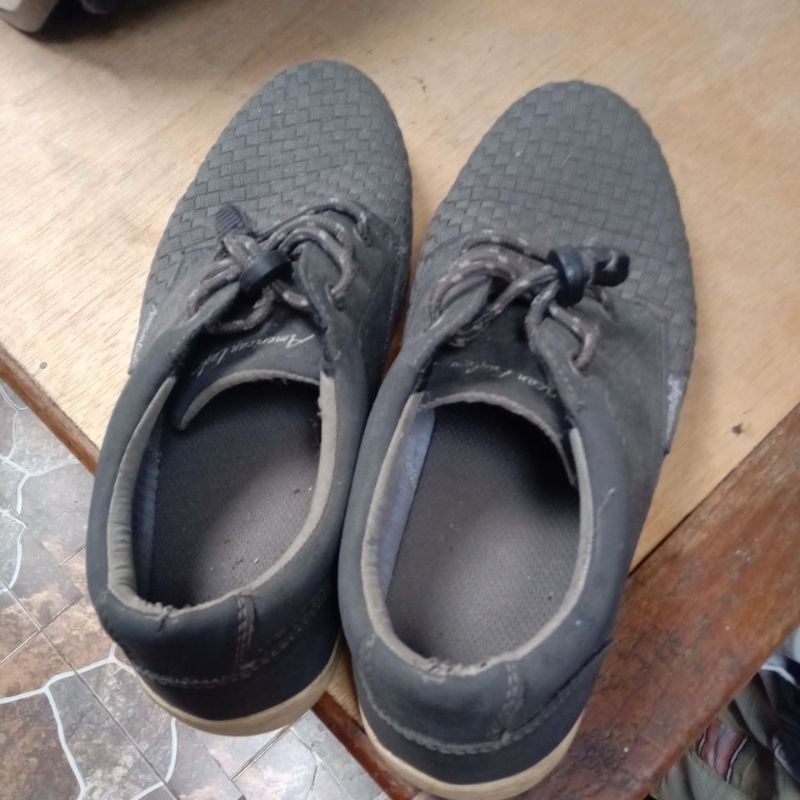 Sepatu American Eagle