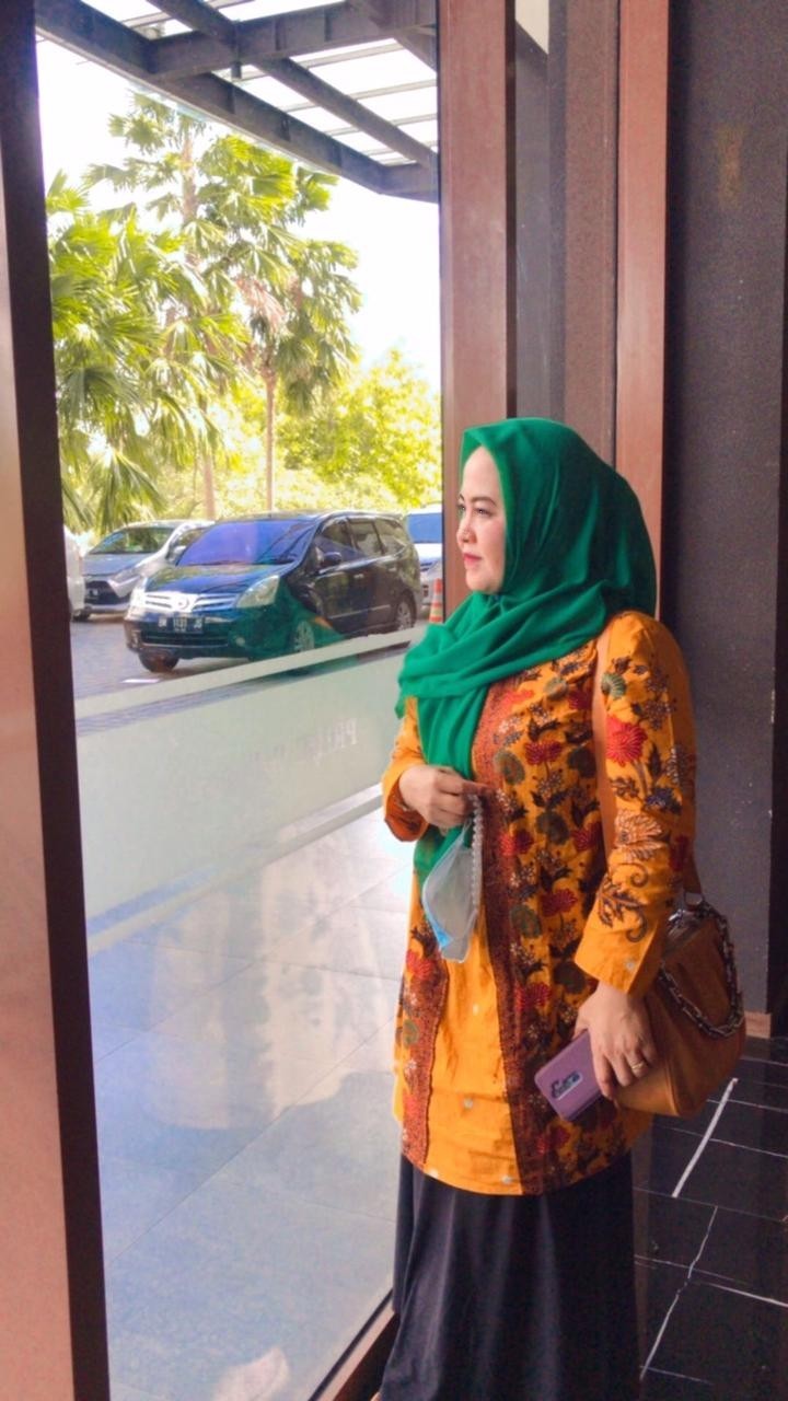 Grosir Terlaris Genes Jelita Tunic Navbor Yelbor Whitbor Creambor Tunik Batik Modern Hrb052