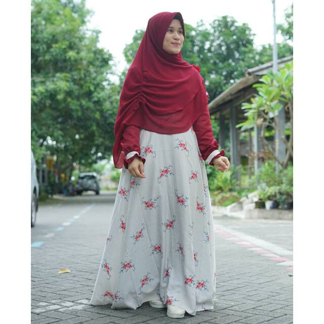 

PUTRI MAROON