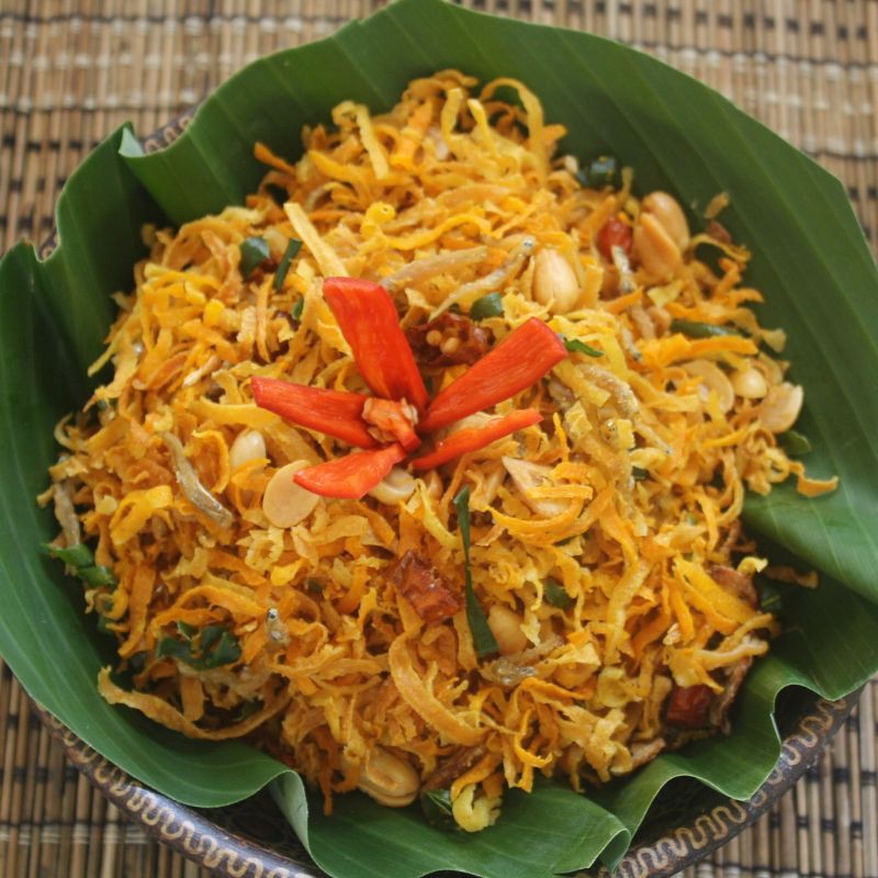 

SERUNDENG PADANG SERUNI / OLEH OLEH / CAMILAN / LAUK NASI