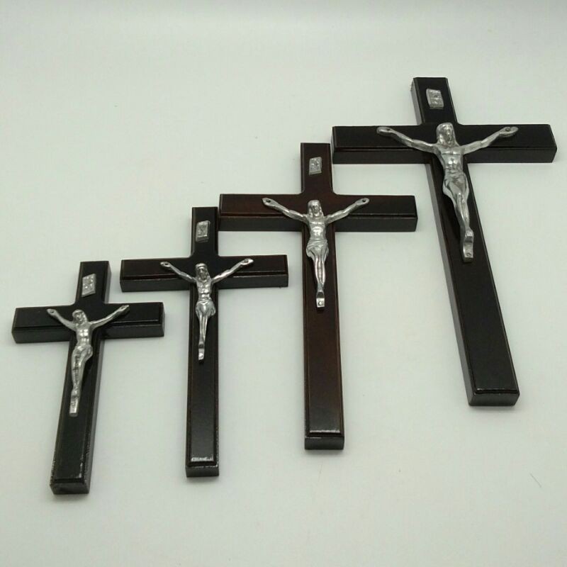 Salib Gantung Kayu Jati Aluminium