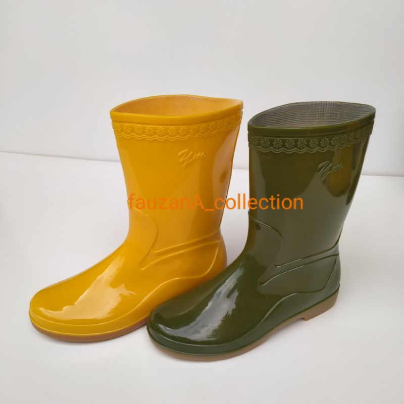 Sepatu Boots Karet Pendek Wanita Tahan Air Yumeida YM2