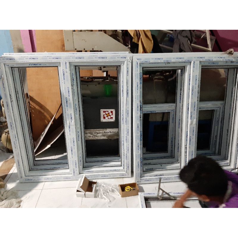 julianus Partisi UPVC kaca mati + pintu sliding