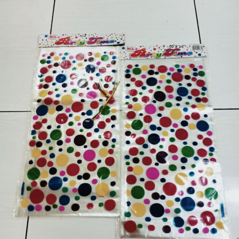 

Fancystuff - Plastik snack plastik souvenir ulang tahun anak (25x50cm) karakter polkadot isi 10pcs