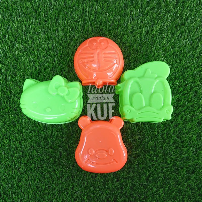 Idola Cetakan Kue Set Cetakan Bento 4 Karakter Lucu