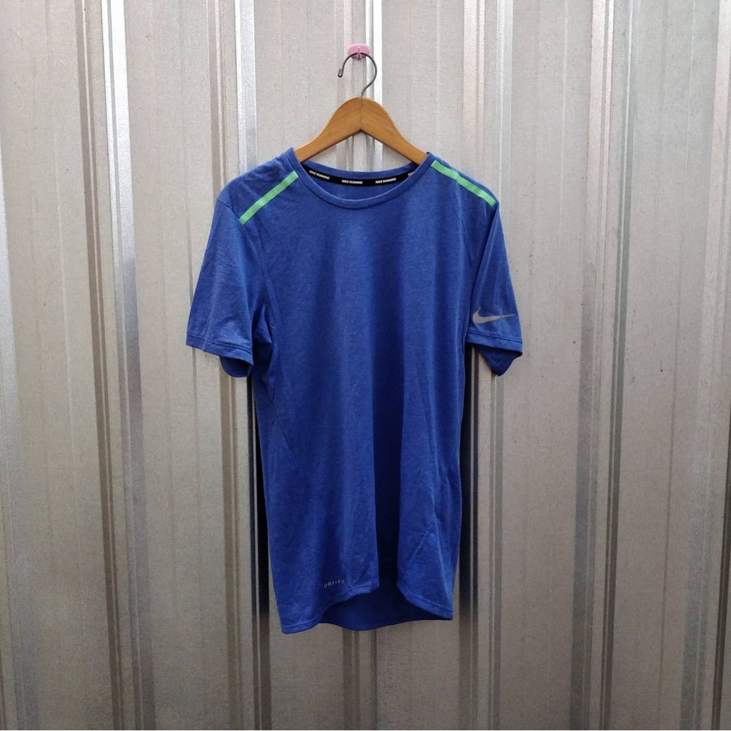 Nike Running T-shirt / Baselayer / Dryfit (second/preloved)