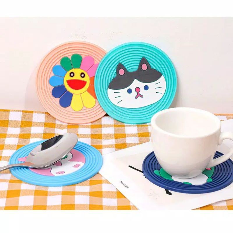 Tatakan Alas Gelas Silikon Bear/ Alas Gelas Import Lucu