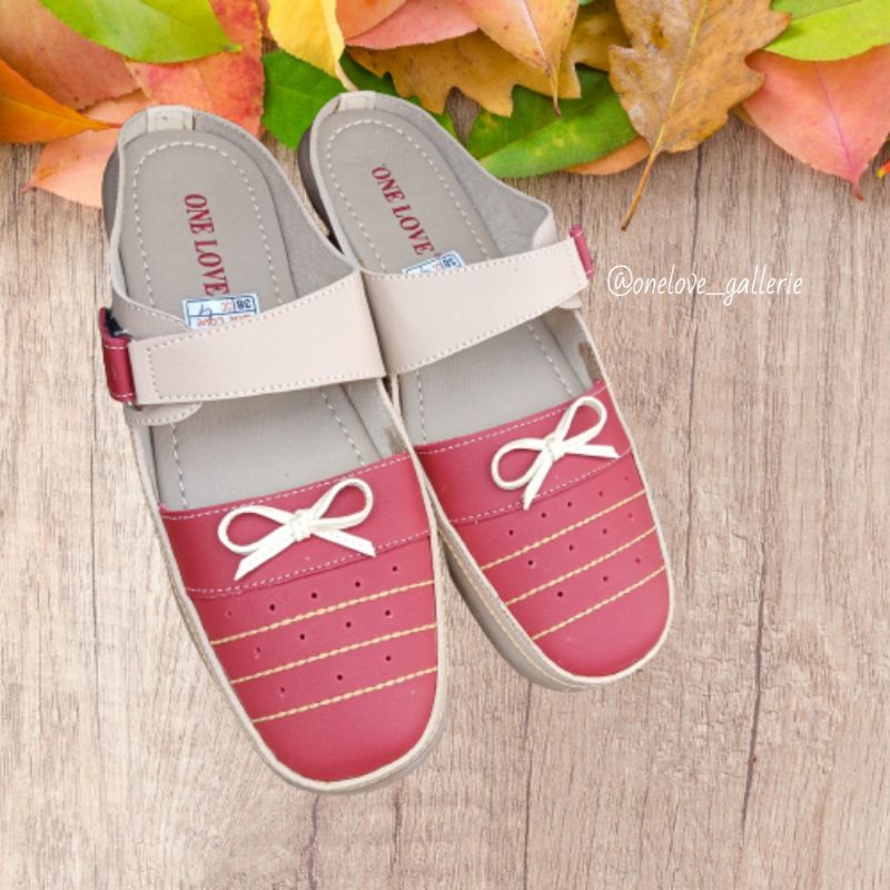 ONE LOVE SEPATU WANITA, TUTONG MOCCA ONE LOVE, TUTONG SEPATU MOCCA WANITA, SEPATU WANITA MODEL SLIP 