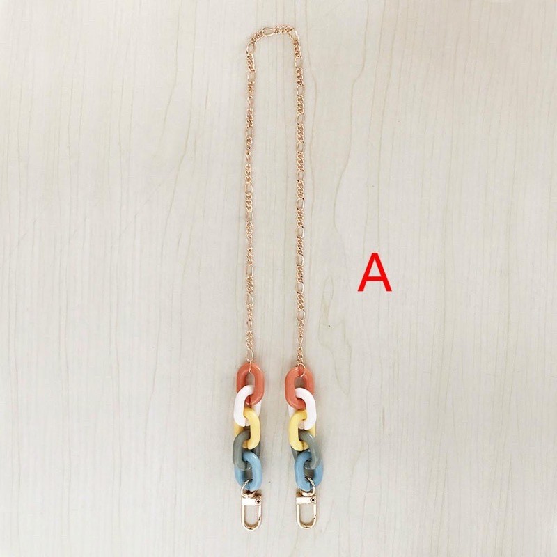 

Fashion chain lanyard