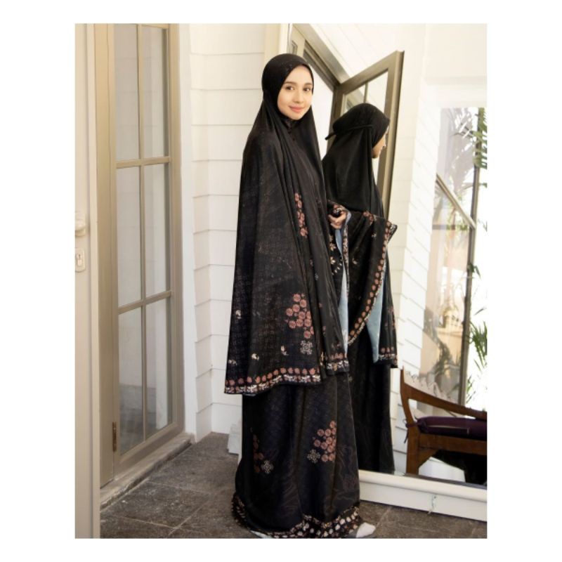 Prayer Robe Mukenah Motif Midnight Lbylcb