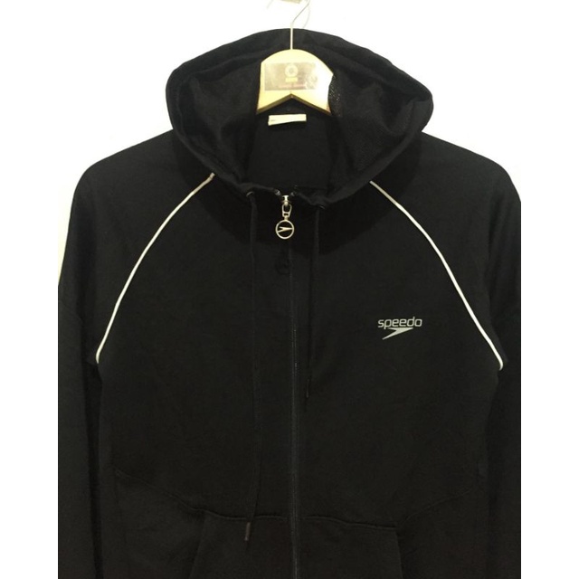 Jaket Speedo