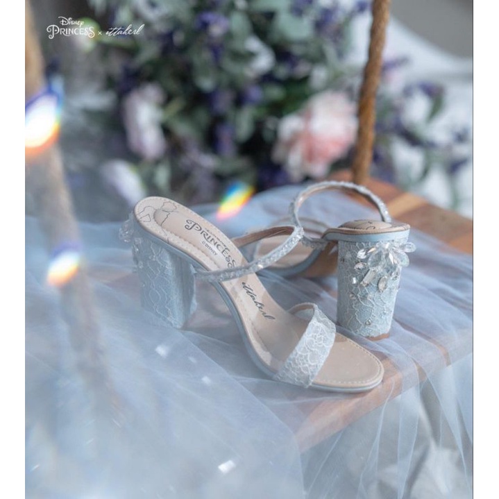 (READY UNDER ITTAHERL PRICE) Cinderella x Ittaherl Vol. 2 - Fairytale Blockheels Strap Sky Size 40