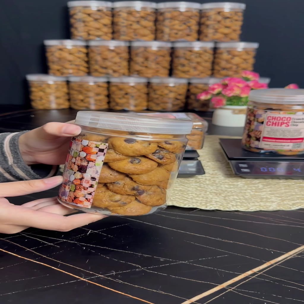 CHOCO CHIP Cookies Coklat Milky Premium Butter Light Brown Sugar | Kemasan Toples Hardtop dan Jar | Spesial Kue Kering Lebaran by RaMaChef