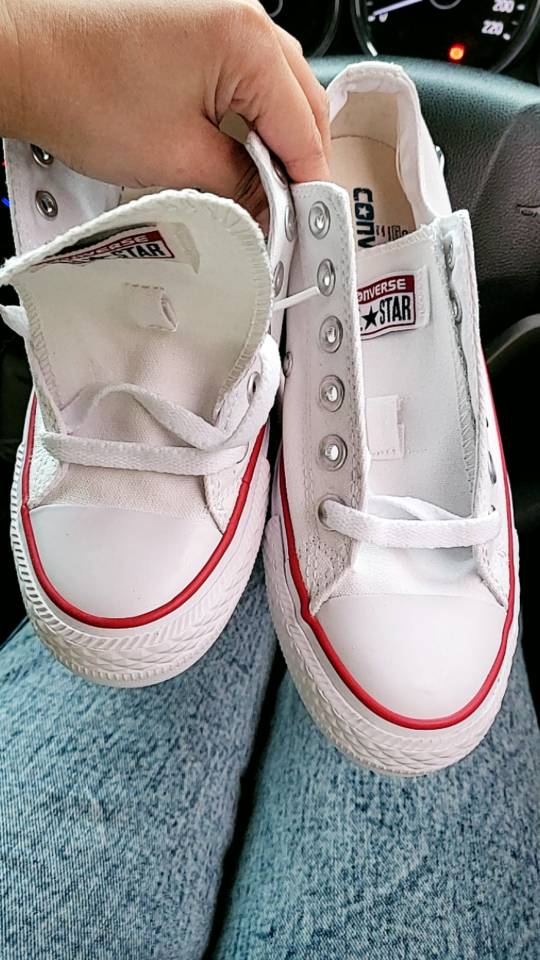 converse white low top men