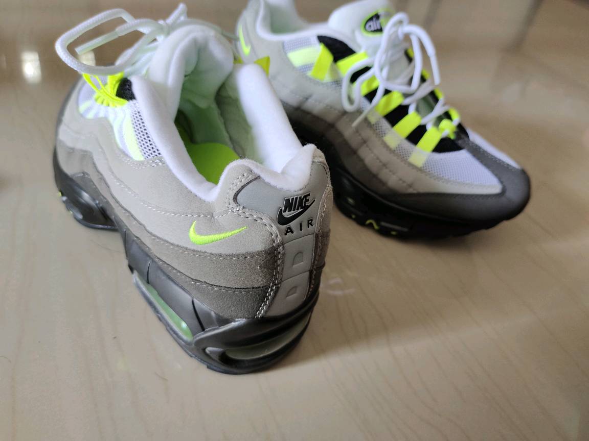 nike air max 95 neon green and black