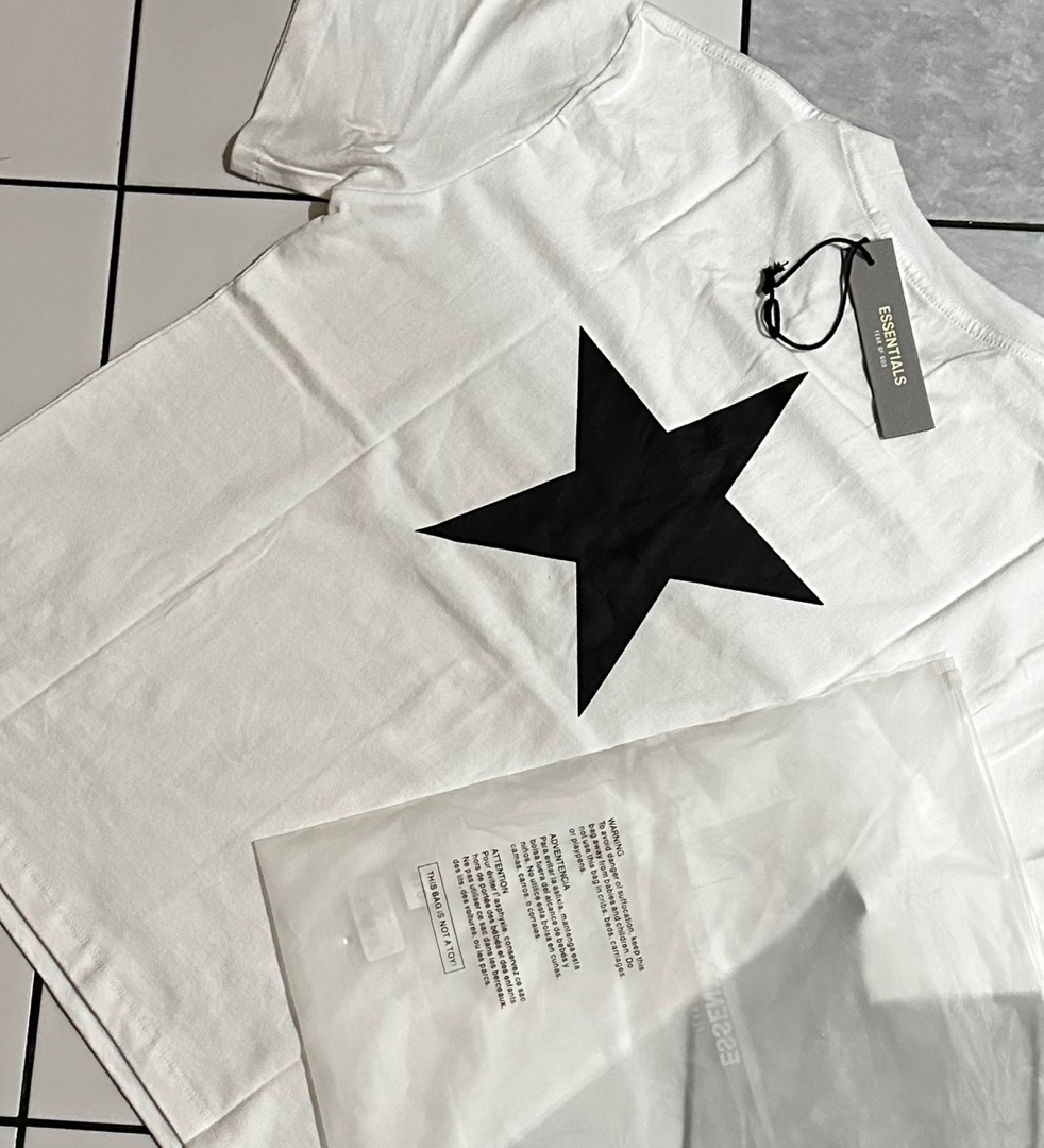 Jual Kaos Tshirt Oversize FOG Essentials Star Complexcon | Shopee