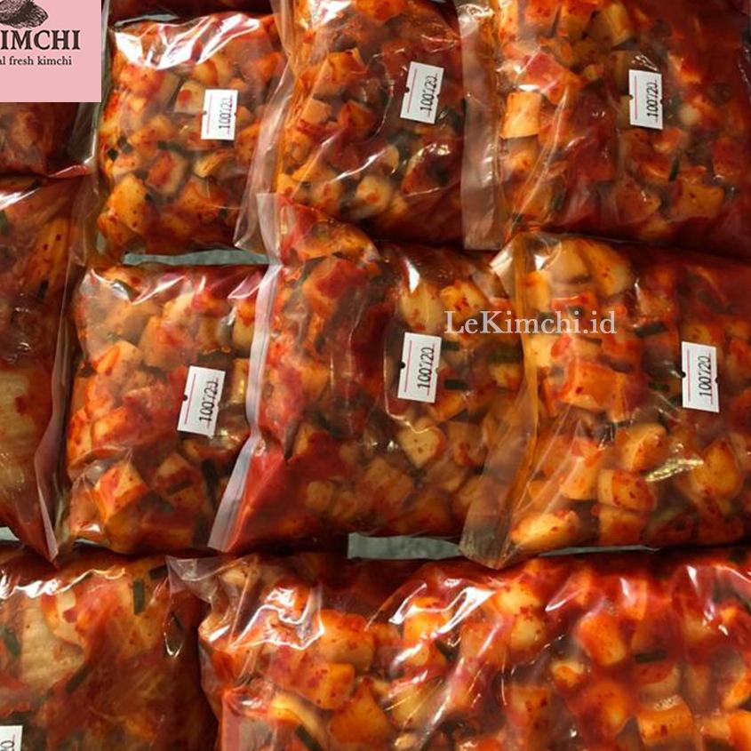 

♣ Kimchi Lobak (Kkakdugi) 500 gr - Le Kimchi Surabaya ♣