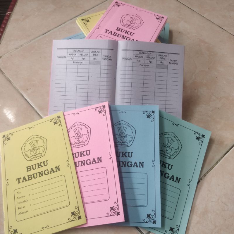 

Buku tabungan tebal dan warna cerah