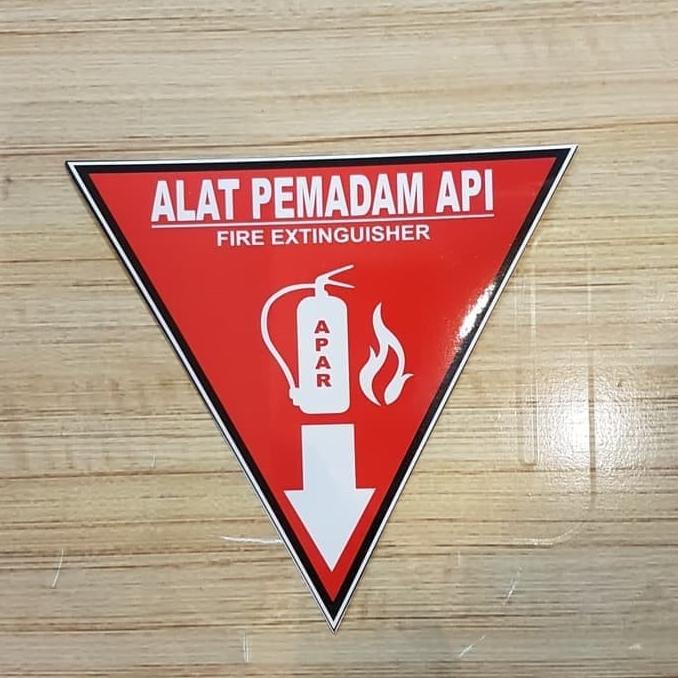 

SIGN LABEL STICKER K3 RAMBU SAFETY SEGITIGA APAR 15CMX15CM hqu05