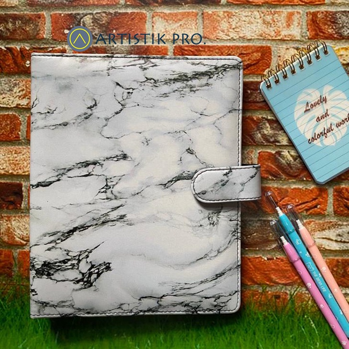 

Binder Printing Motip Marble Black & White A5/20Ring, B5/26Ring Star Seller