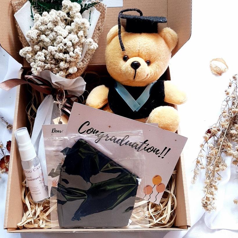 

ⅎ Hampers Graduation 2nd ✹