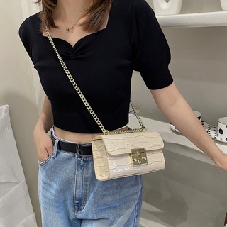 Surface Crocodile Embossed Flap Metal Buckle Chain Square Bag Single Shoulder Bag Crossbody Bag 10073