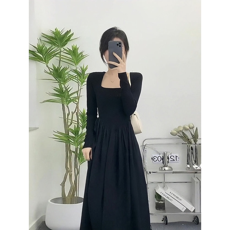 Red Hepburn Style High-End Kerah Persegi Lengan Panjang Gaun Musim Semi 2023 Baru Pinggang Tinggi Tipis Hitam Bawahan Rok Panjang wanita