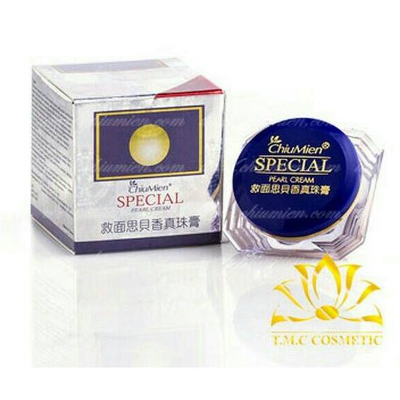 ☛Belanja di sini CHIUMIEN SPECIAL PEARL CREAM .,,.,.,