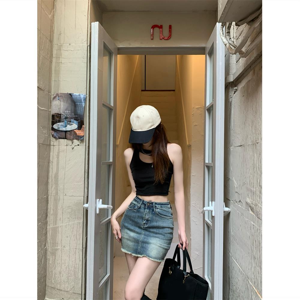 Red Spice girl retro love denim skirt pants women s summer 2022 new anti-light a-line bag hip short skirt