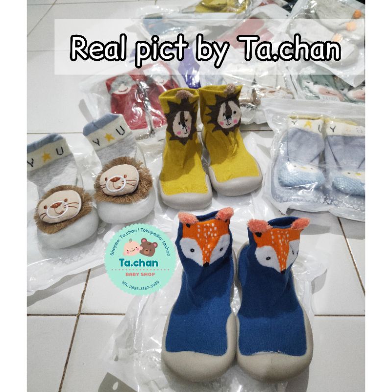 Sepatu Bayi Prewalker / sepatu bayi belajar jalan / sepatu kaos kaki karet bayi /Sepatu kaos kaki bayi/  Sepatu bayi sol karet / kado bayi