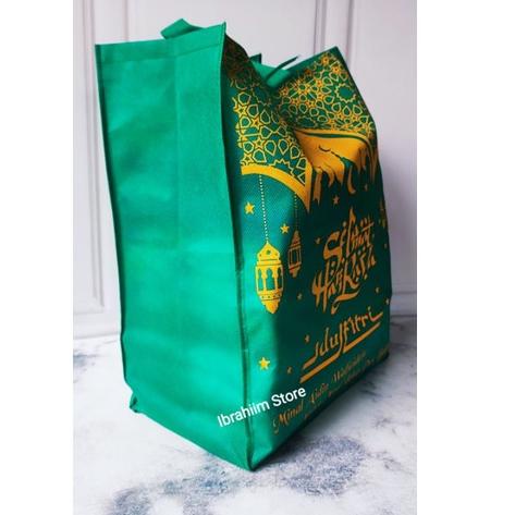 

ホ (ISI 12PCS) TERMURAH TERLARIS TAS PARSEL LEBARAN IDUL FITRI BESAR DAN TEBAL UKURAN 30x40x15 cm / TAS PARSEL LEBARAN IDUL FITRI MURAH / TAS PARSEL LEBARAN MURAH READY 38D