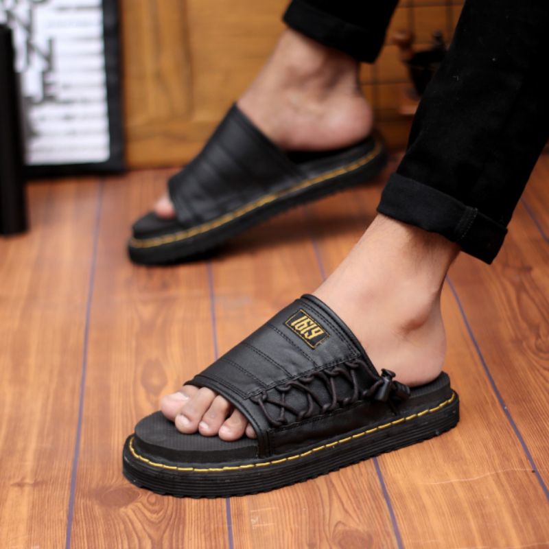 WOLF MADRE Sandal Pria Casual Model Terbaru Sandal Gunung Pria Anti Slip Sandal Tali 11901 11903 11905 11908 Sol Dockmart Original