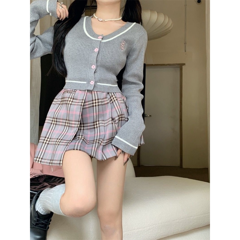 Red Gaya Korea Desain Rasa Niche Tanda Pangkat Bordir Sweater Wol Wanita 2022 Musim Gugur dan Musim Dingin Cardigan Sweater Lengan Panjang Jaket Trendi