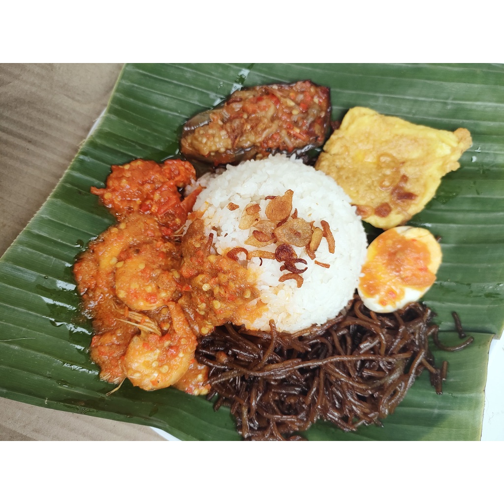 

Nasi campur udang balado pedas mantap