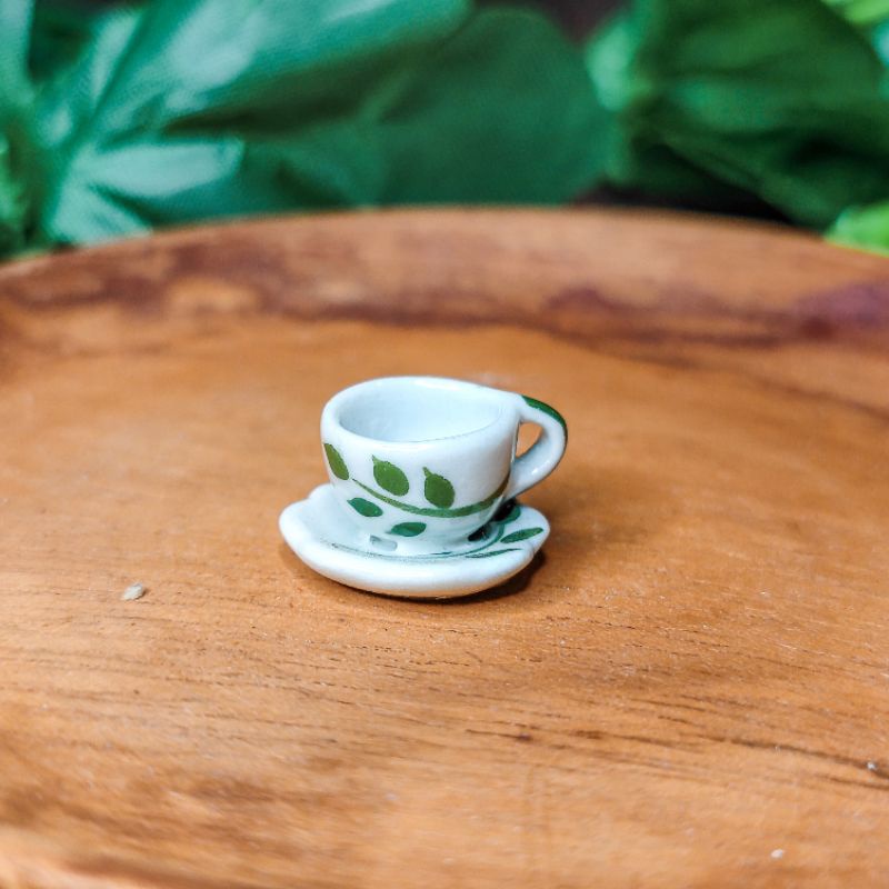 MINIATUR 1:12 CANGKIR TEH (1.6 x 1.6 x 1 cm) TEA CUP MAINAN KERAMIK