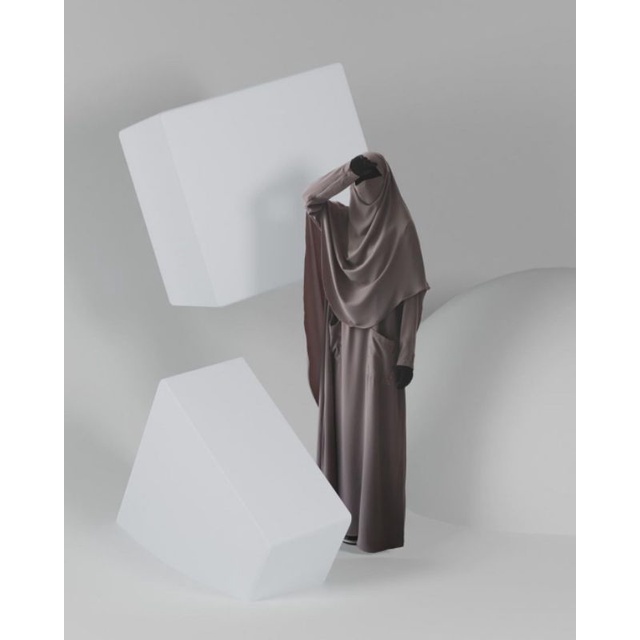 FK Laeeba Short Ouval Morel Aljenna