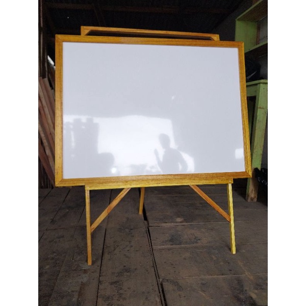 

papan tulis dengan ukuran besar T60xP80cm +peyangaya+sepidol murah