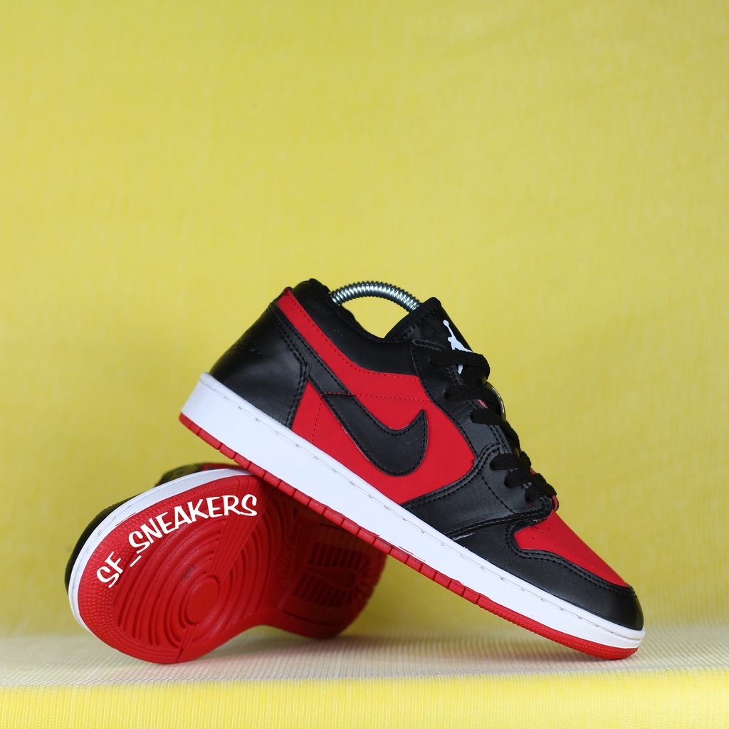 nike air jordan low red black unisex pria wanita