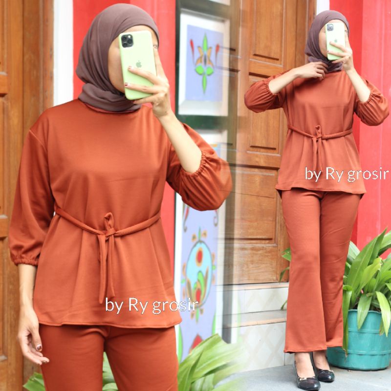 ONE SET KNIT CELANA CUTBRAY
